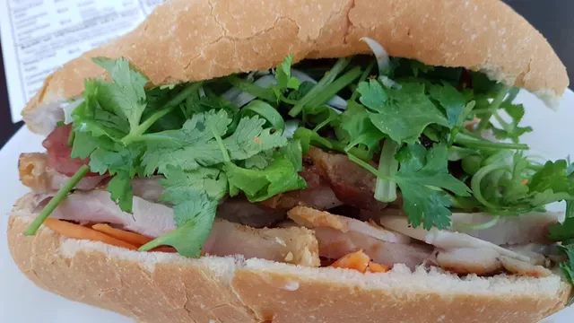 HAN'S BANH MI