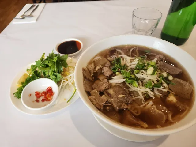 Hoa Tam