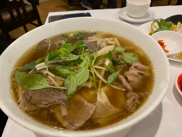 Hoa Tam