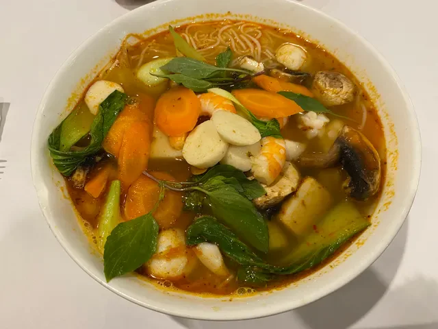 Hoa Tam