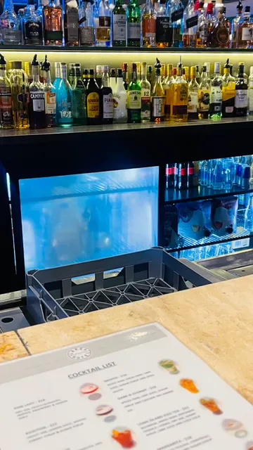Knots Kitchen