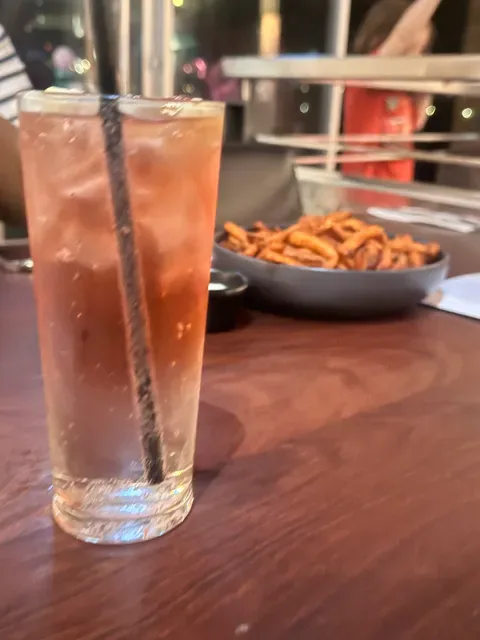 Knots Kitchen