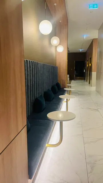 KOOMO Restaurant & Bar