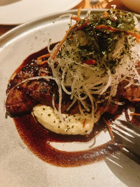 KOOMO Restaurant & Bar
