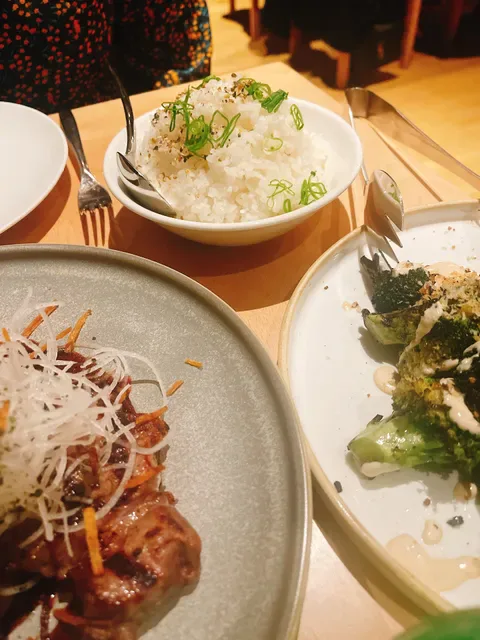 KOOMO Restaurant & Bar