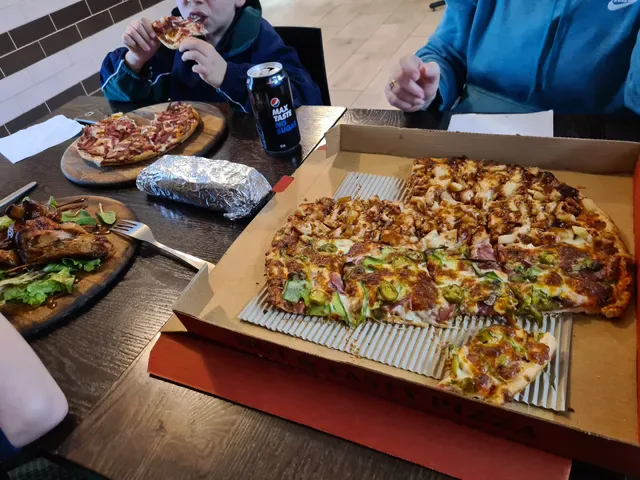 La Romana Pizza Bar Broadview