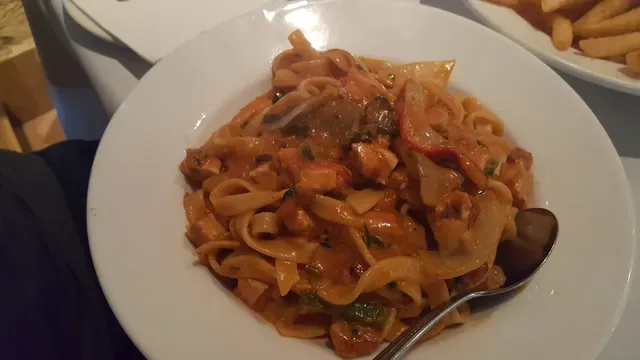 La Trattoria Restaurant & Pizza Bar
