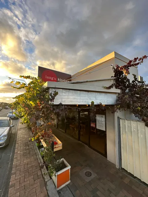 Lang's Kitchen