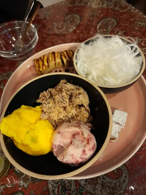 Lezizz Restaurant