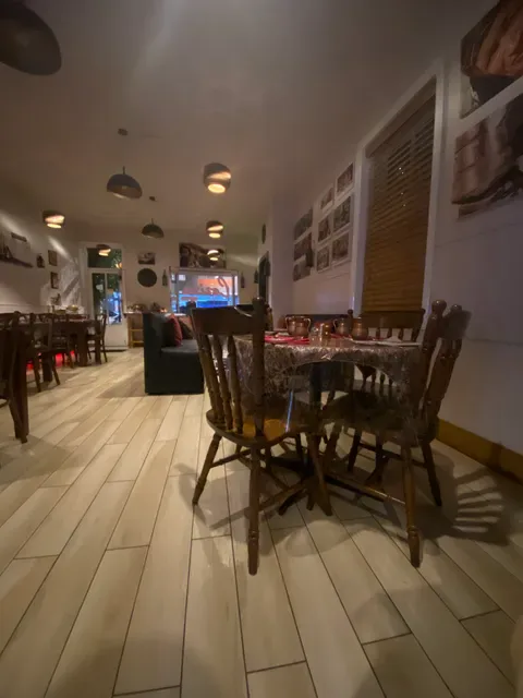Lezizz Restaurant