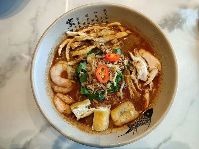 LLaw Boutique Restaurant Port Plaza