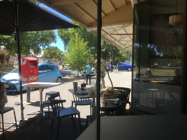 Local Crowd