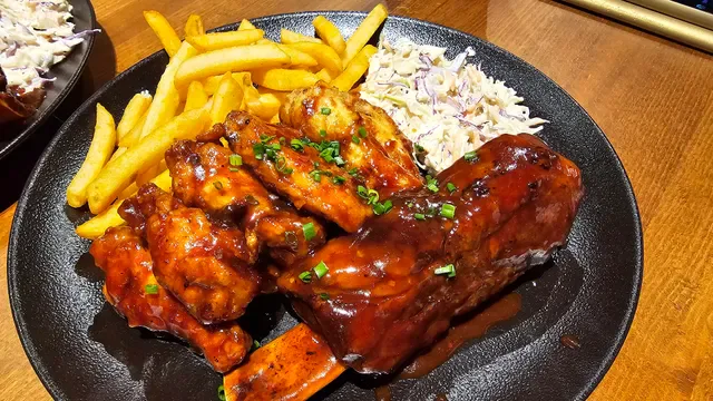 Lone Star Rib House & Brews Munno Para