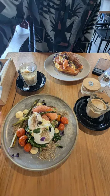 Long Lost Friend Cafe