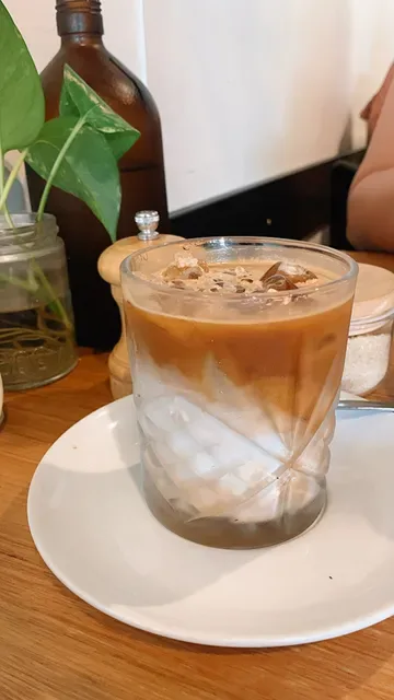 Long Lost Friend Cafe