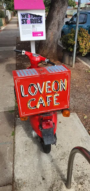 Loveon Cafe