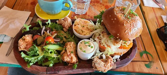Loveon Cafe