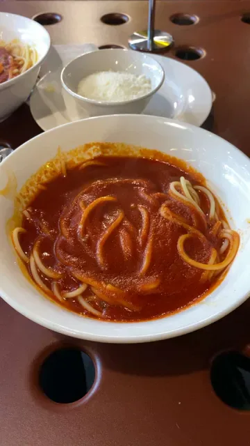 Lucias Pizza & Spaghetti Bar
