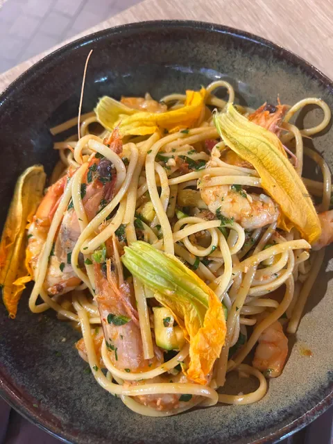 Luigi Delicatessen