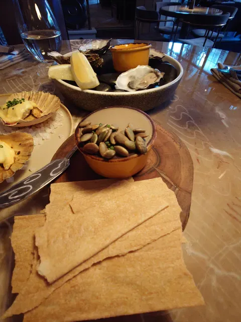 Luma Restaurant & Bar