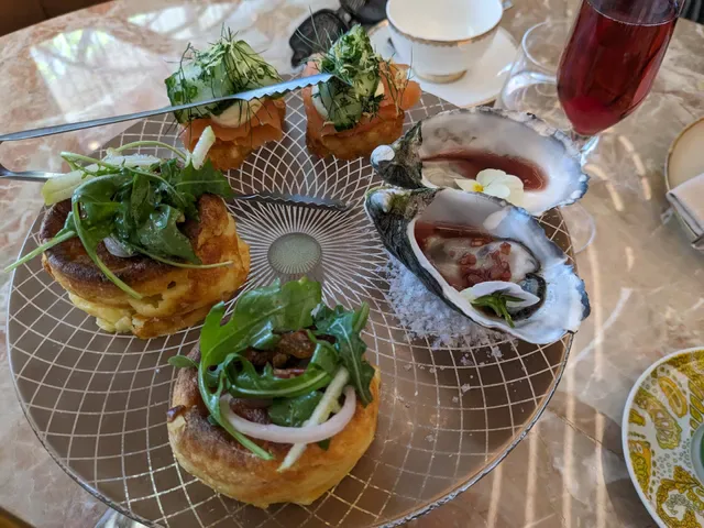 Luma Restaurant & Bar
