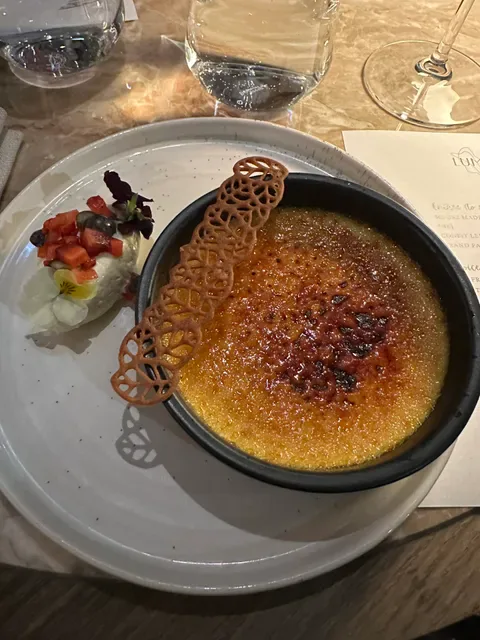 Luma Restaurant & Bar