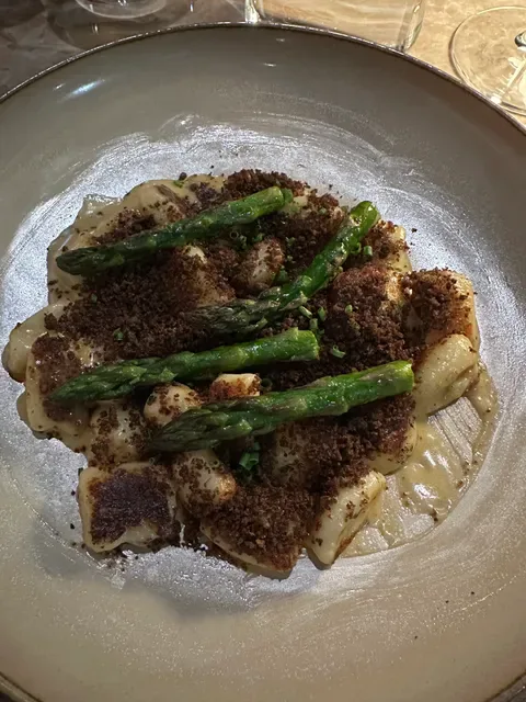 Luma Restaurant & Bar