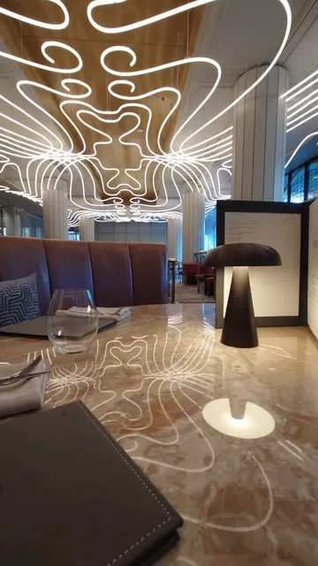 Luma Restaurant & Bar