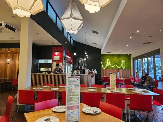 Madame Wu's Noodle Bar