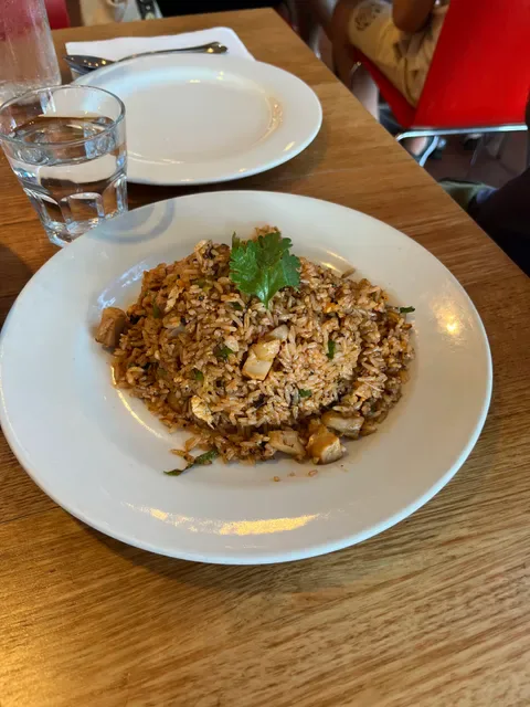 Madame Wu's Noodle Bar