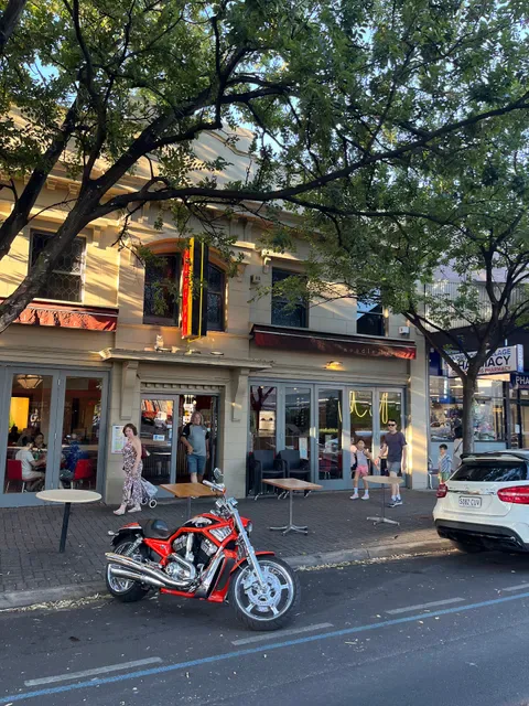 Madame Wu's Noodle Bar