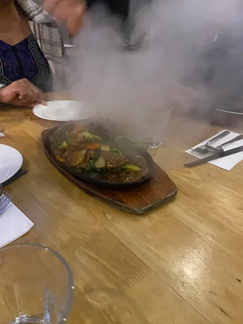 Mai Kitchen Restaurant