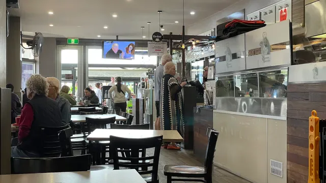 Mamma Carmela Cafe Pizzeria