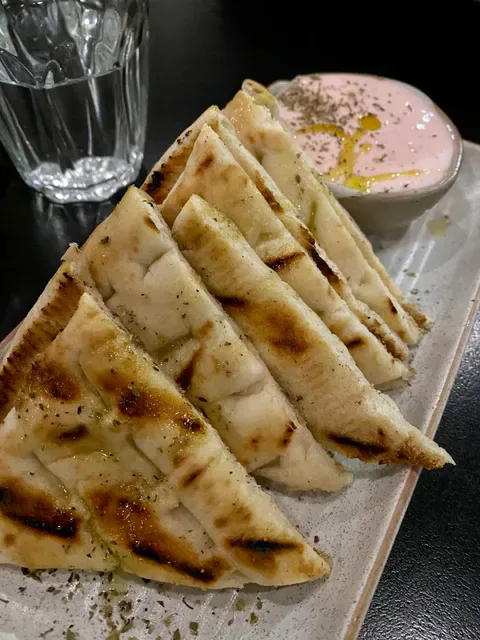 Meze Mazi