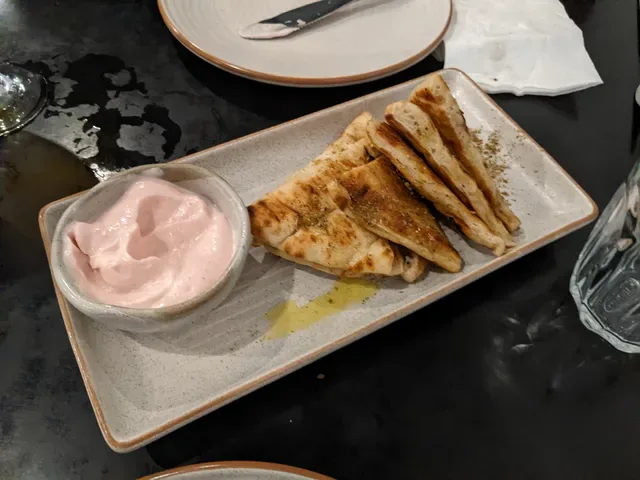 Meze Mazi