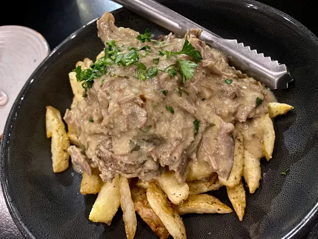Meze Mazi