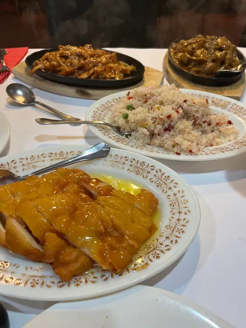 Ming's Court Chinese Restaurant
