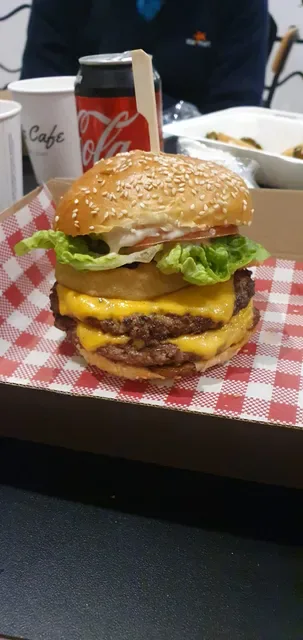 Mk's Cafe