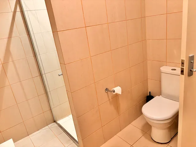Mawson Lakes Hotel