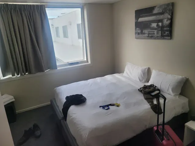 Mawson Lakes Hotel
