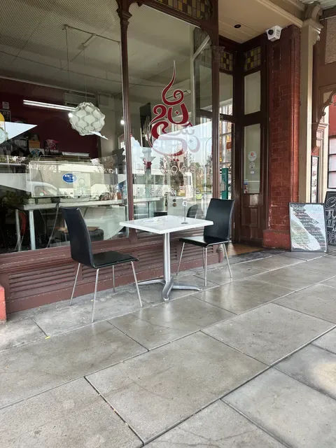 Munooshi Café