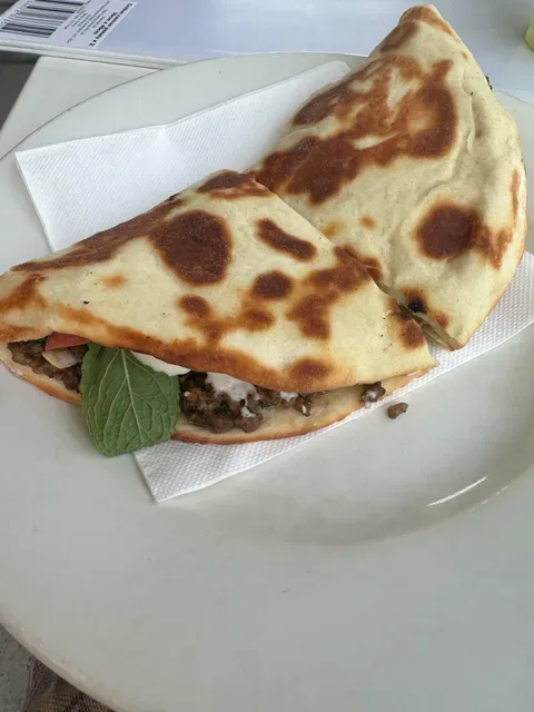 Munooshi Café