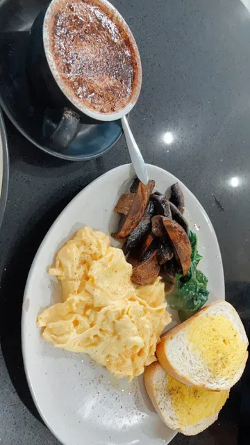 Nev's Café