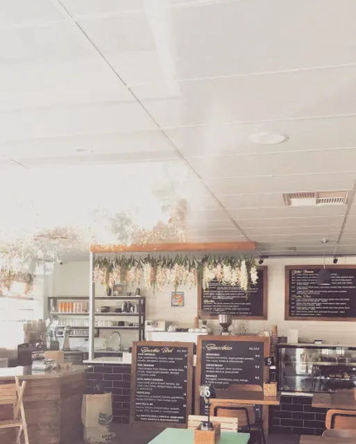 Nev's Café