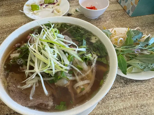Nhu Lan On Hanson