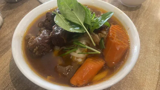 Nhu Lan On Hanson