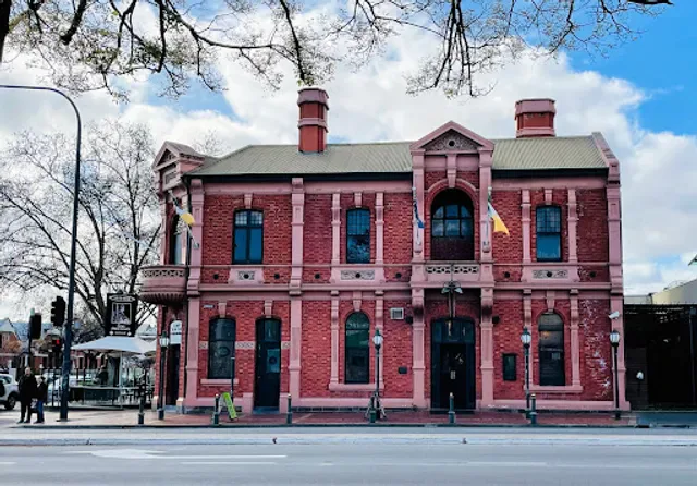 Norwood Hotel