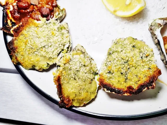 Oyster Bar Holdfast Shores