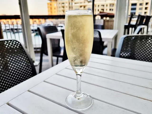 Oyster Bar Holdfast Shores