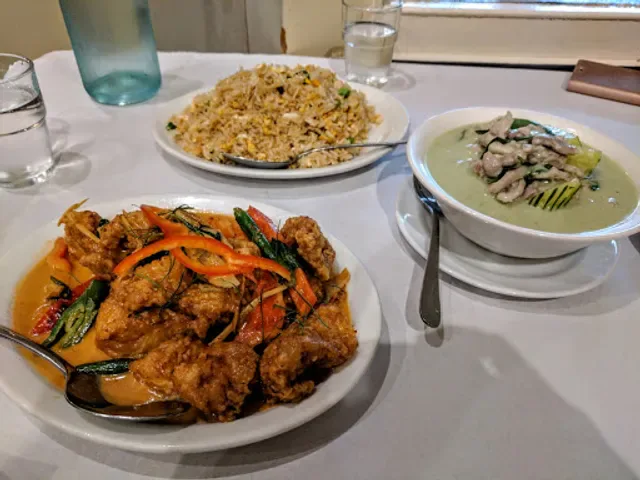 Parade Thai Restaurant